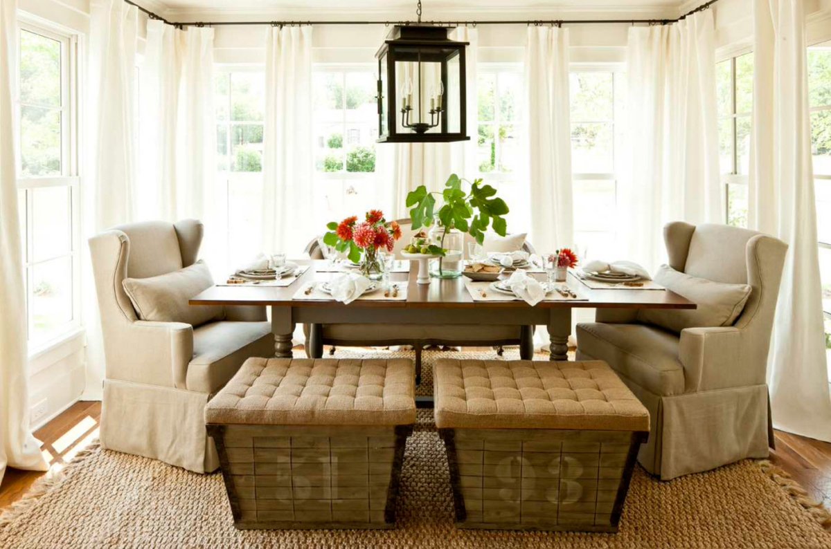 Обеденная зона в загородном доме