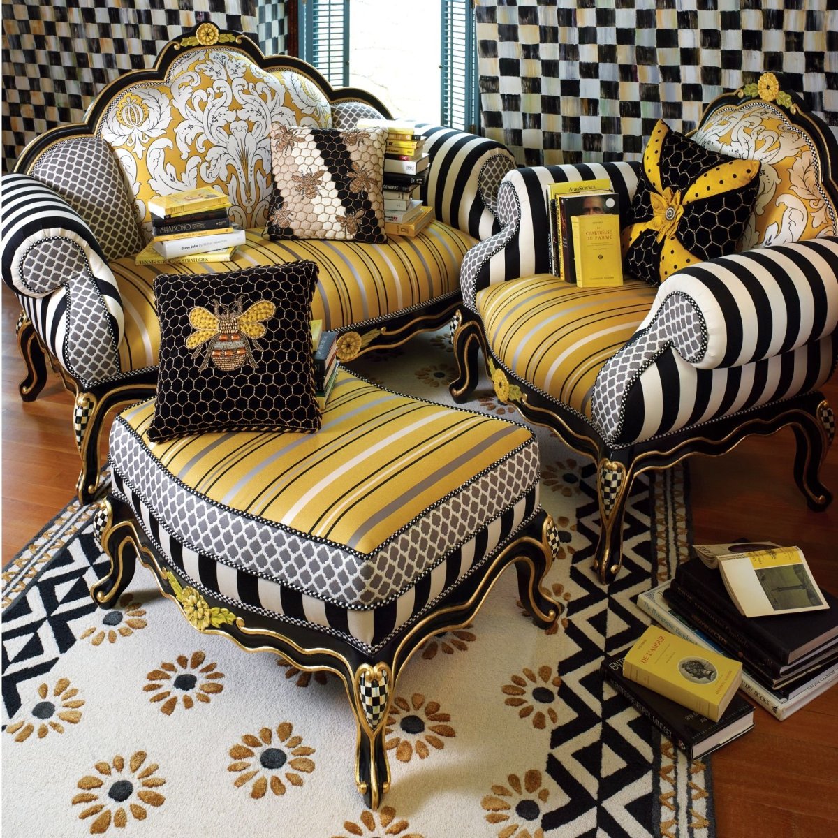Mackenzie childs мебель Queen Bee