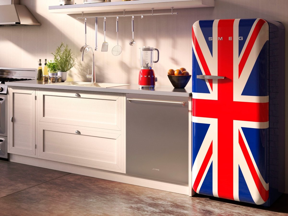 Smeg холодильник британский флаг