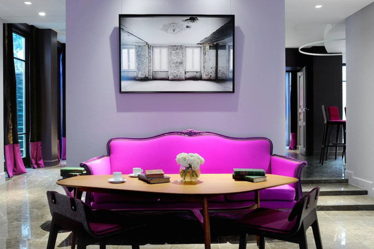 Цвет фуксия в интерьере