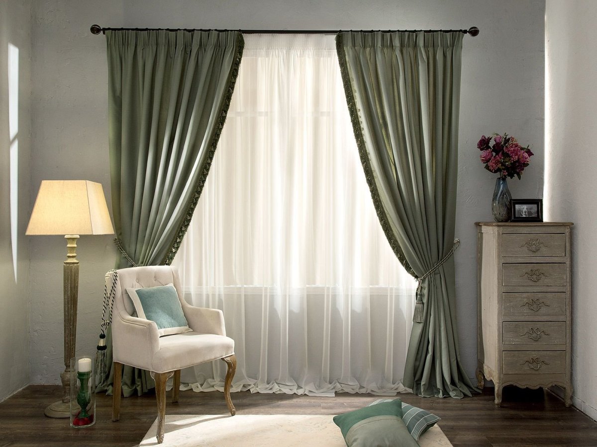 Оливковые шторы