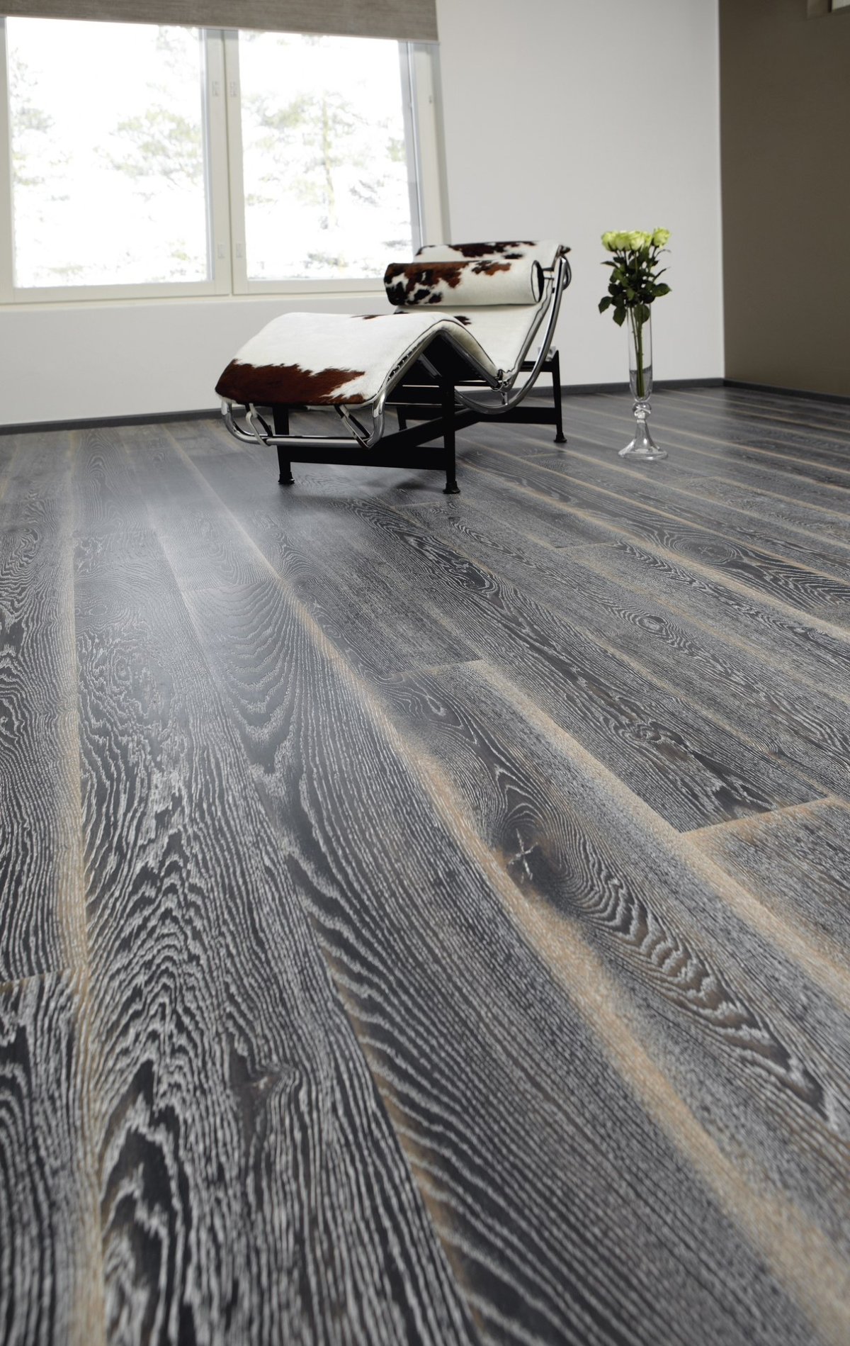 Покрасить паркет