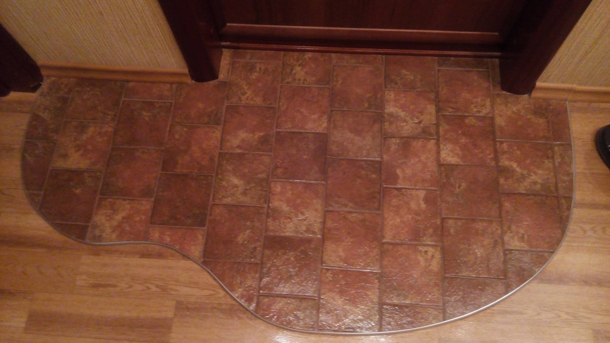 Плитка на порог в квартире