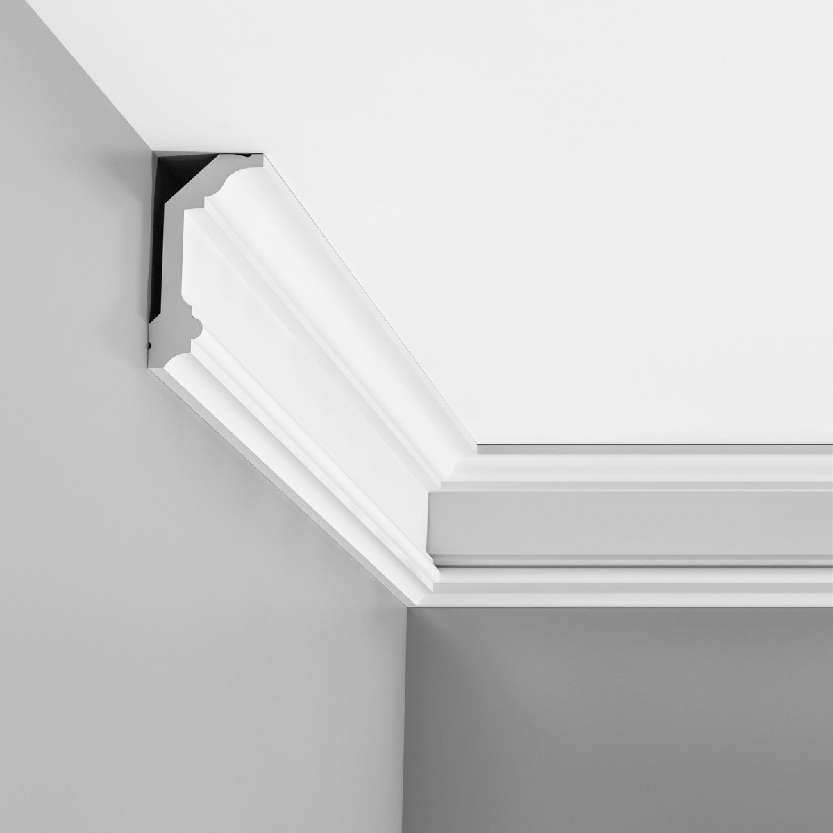 Карниз Orac Luxxus c321