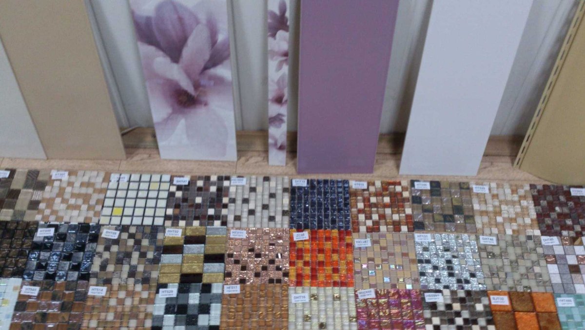 Остатки плитки для мозаики