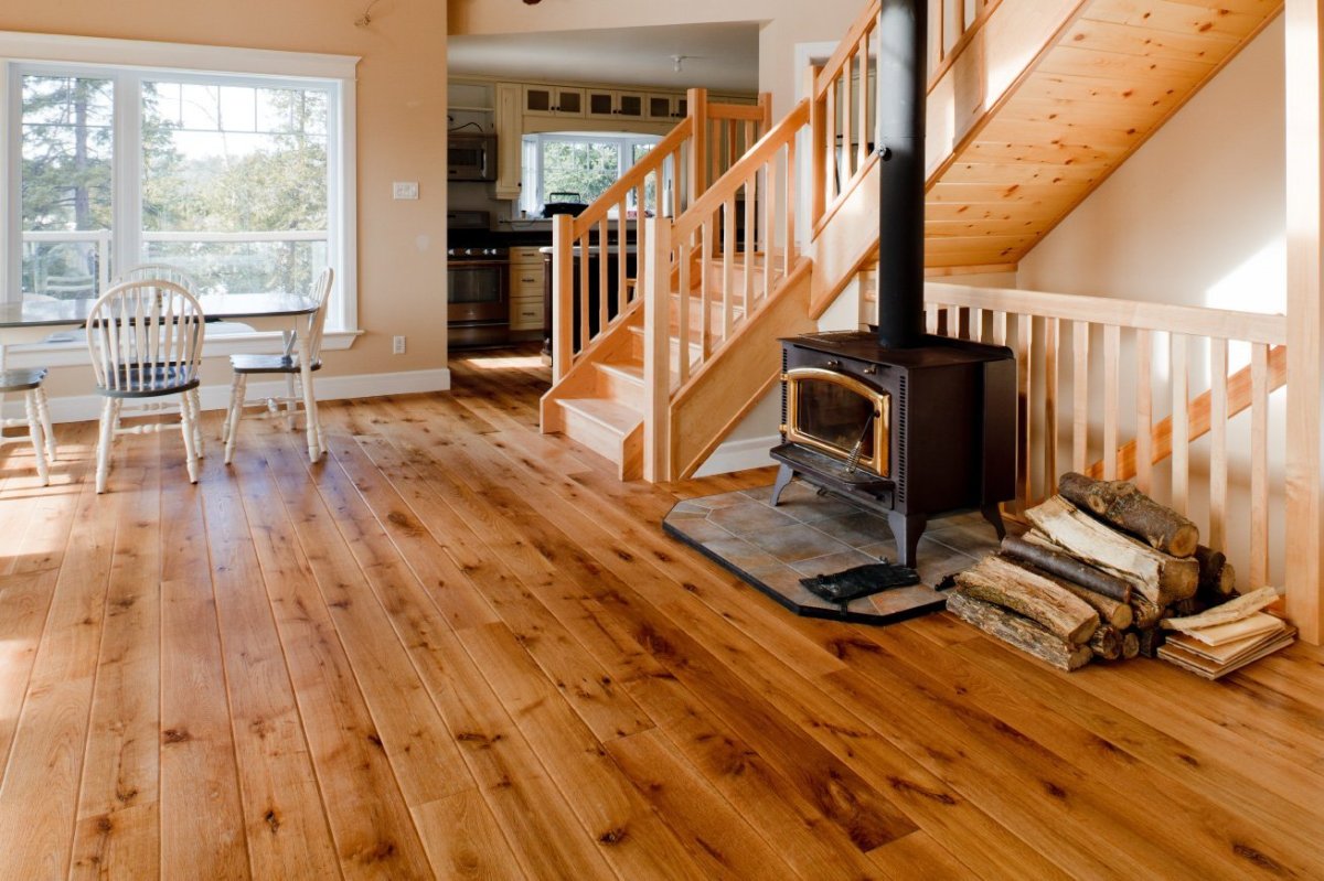 Ламинат в деревянном доме