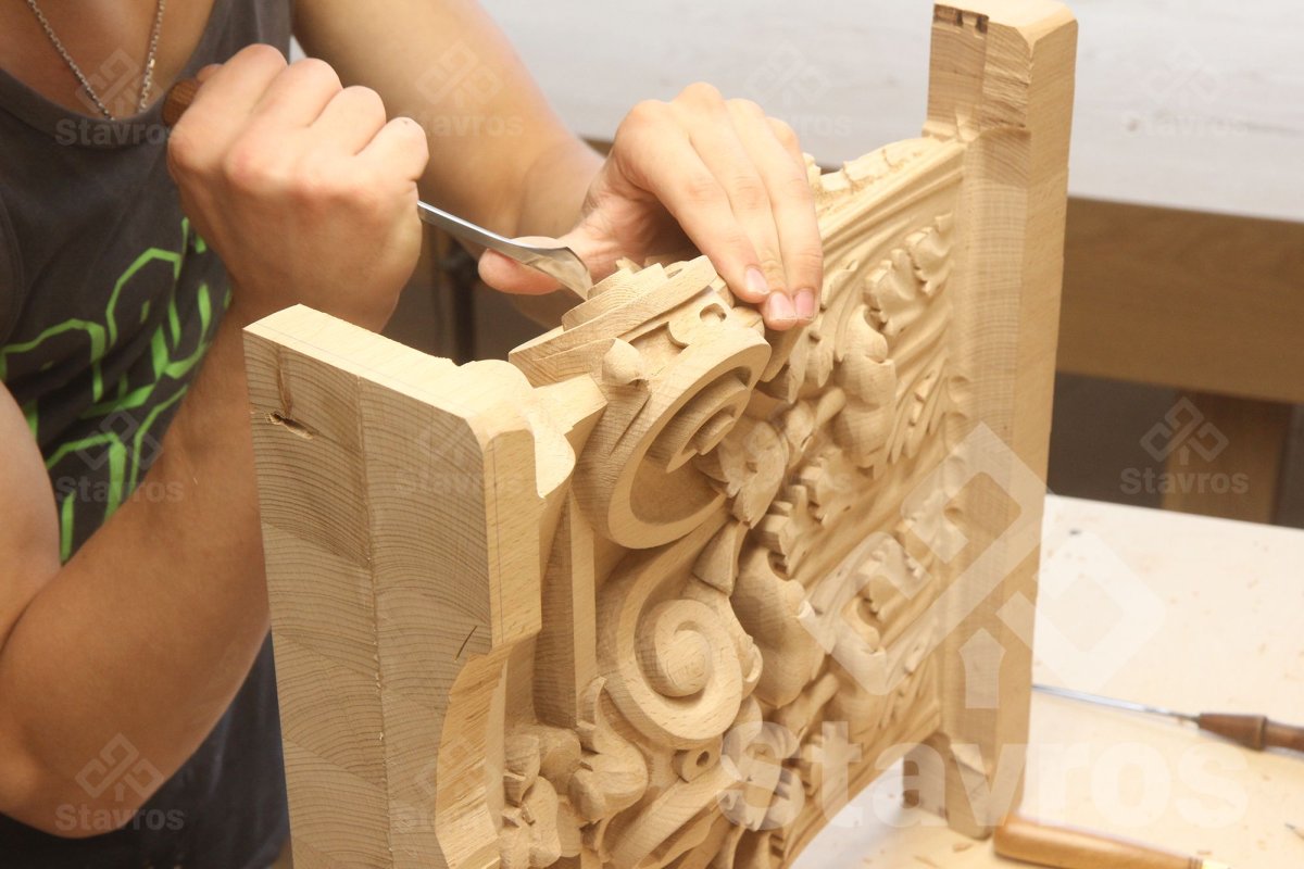 Капител из дерево