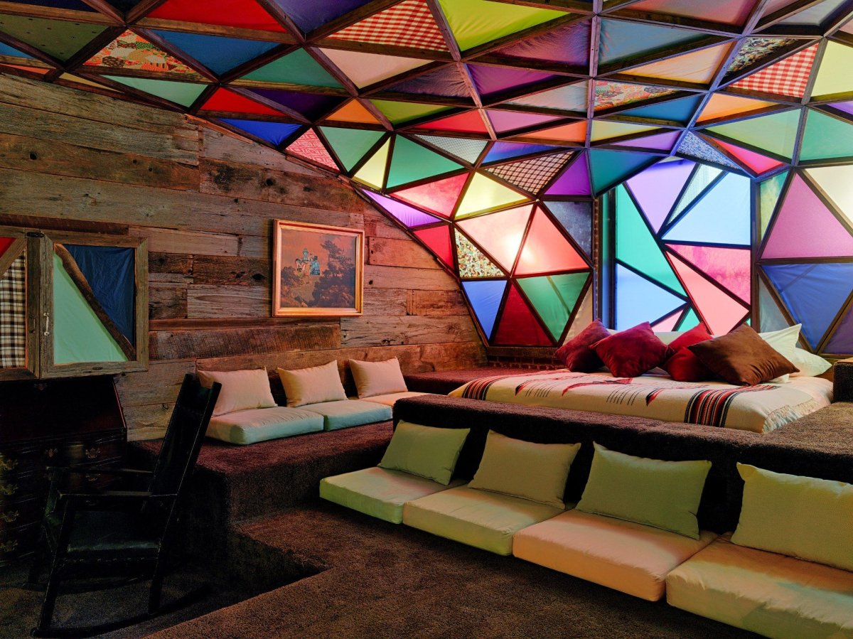 Витраж в интерьере лофт