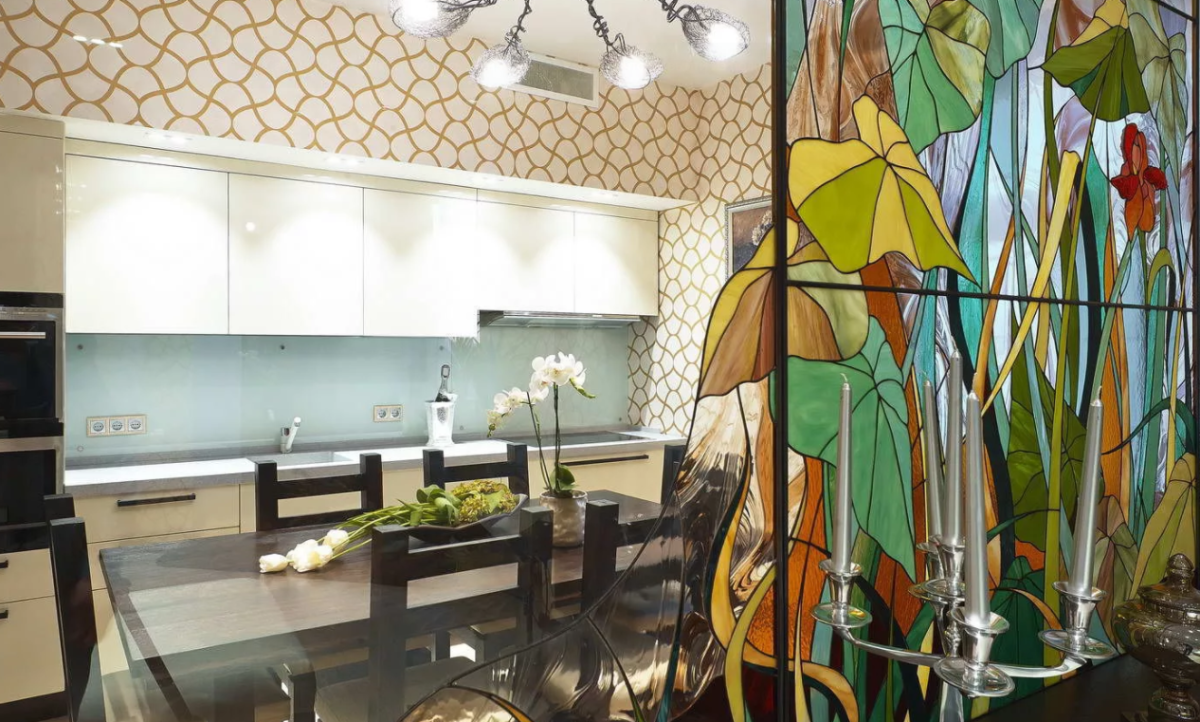 Витражные перегородки в интерьере