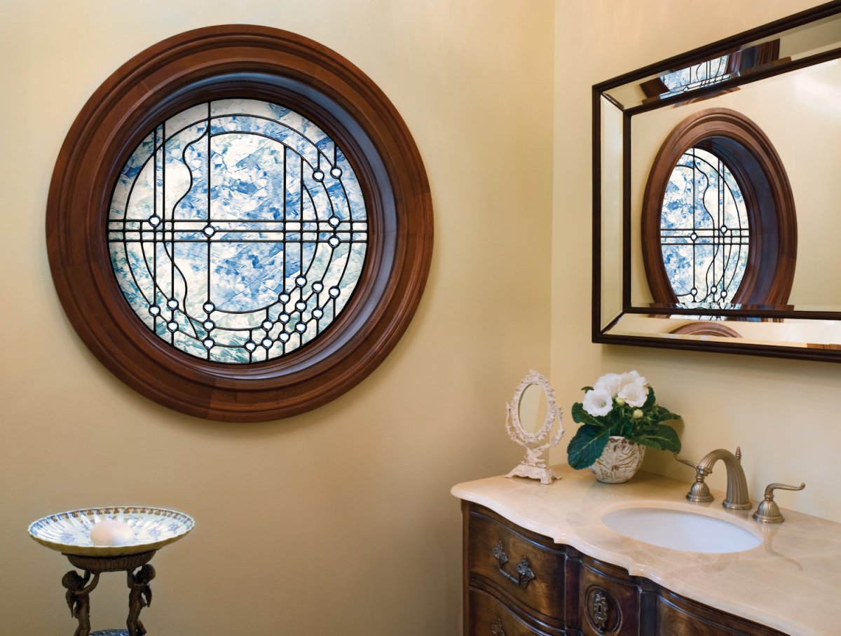 Большие круглые окна