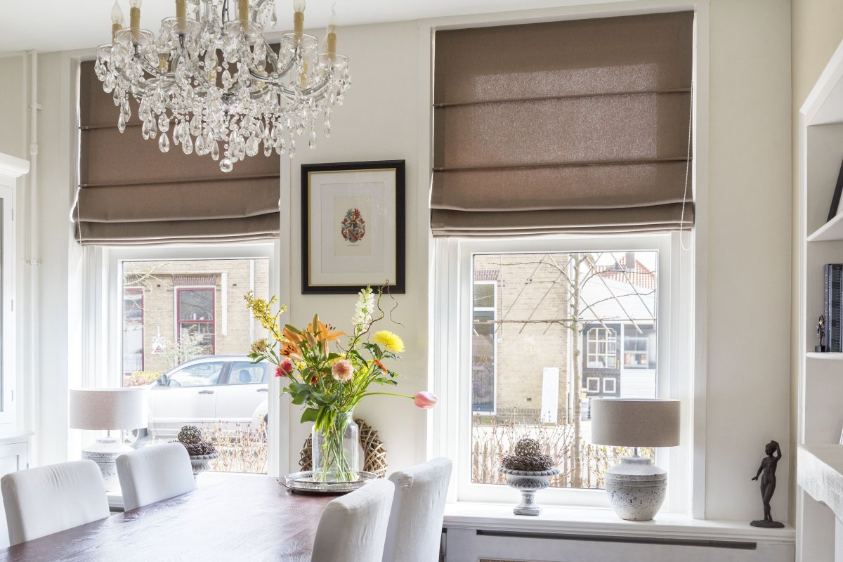 Новогодний декор квартиры римские шторы