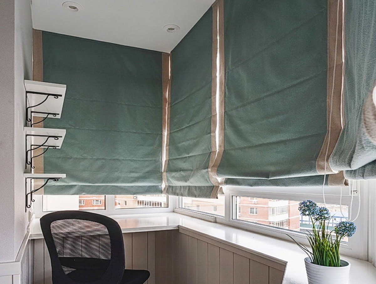 Шторы на балкон