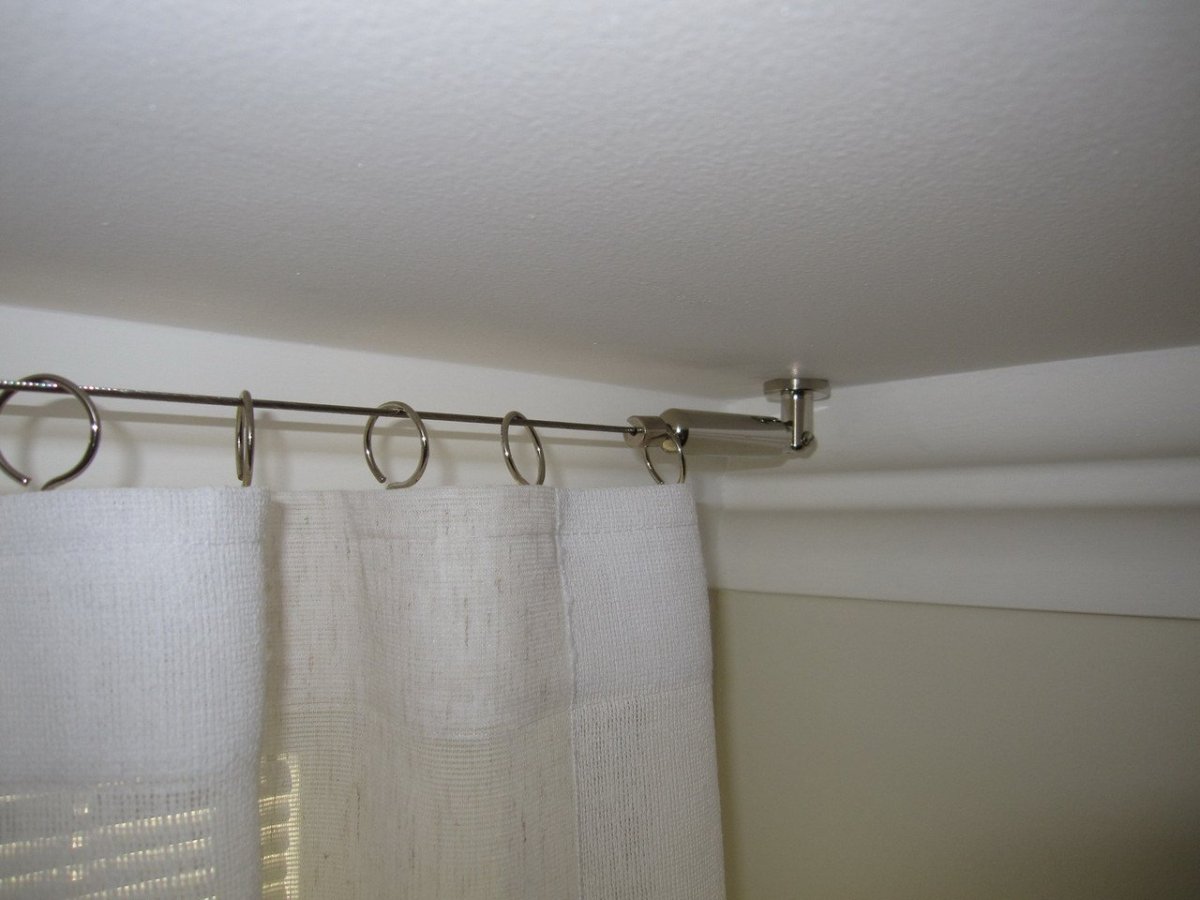 Струнный карниз для штор
