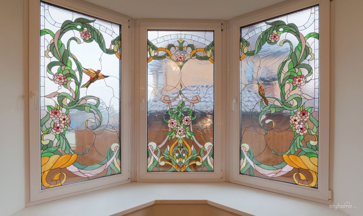 Витражные окна