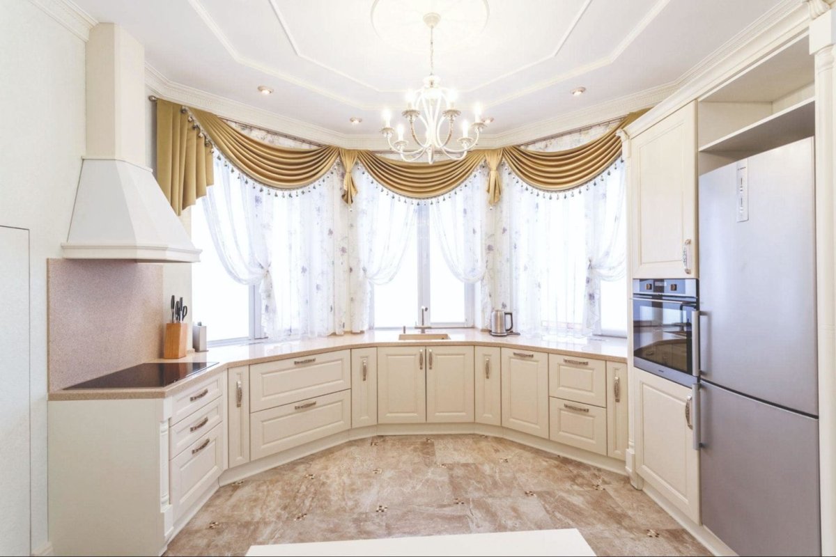 Кухня п44т с эркером