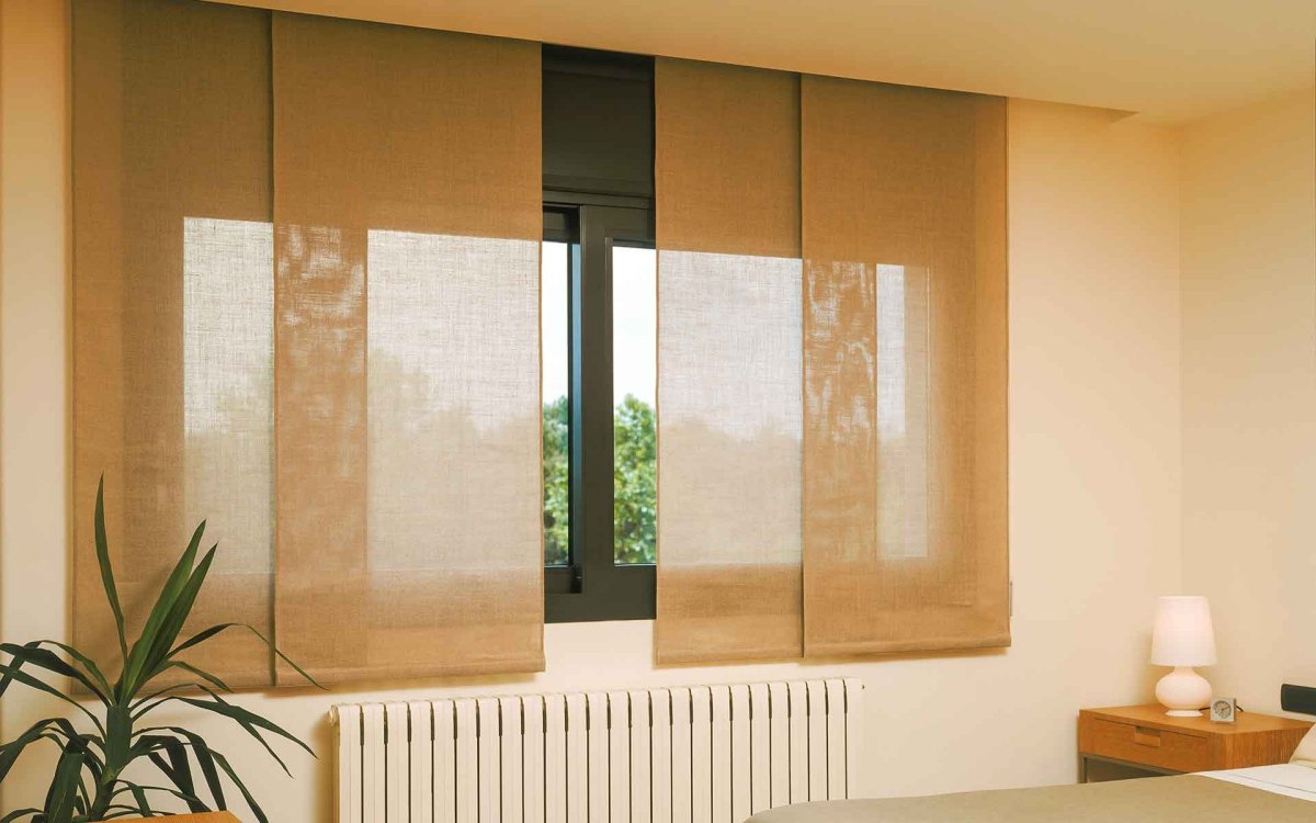 Панельные шторы короткие