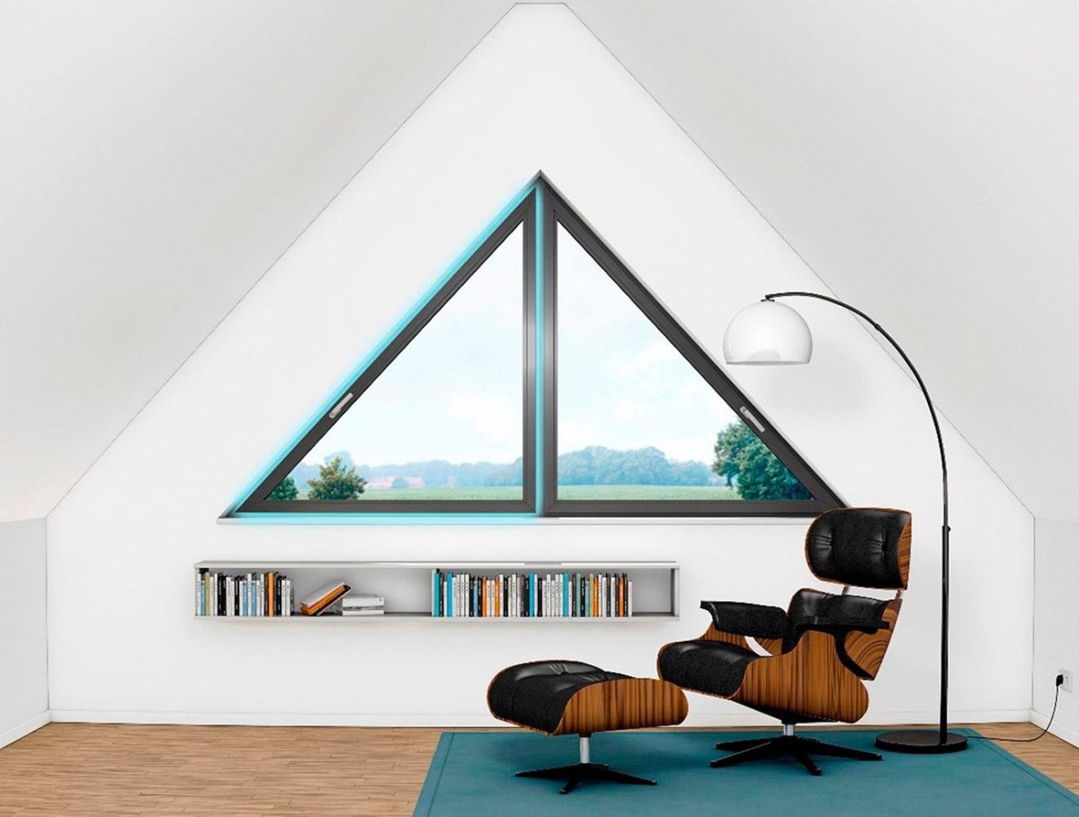 Треугольные пластиковые окна