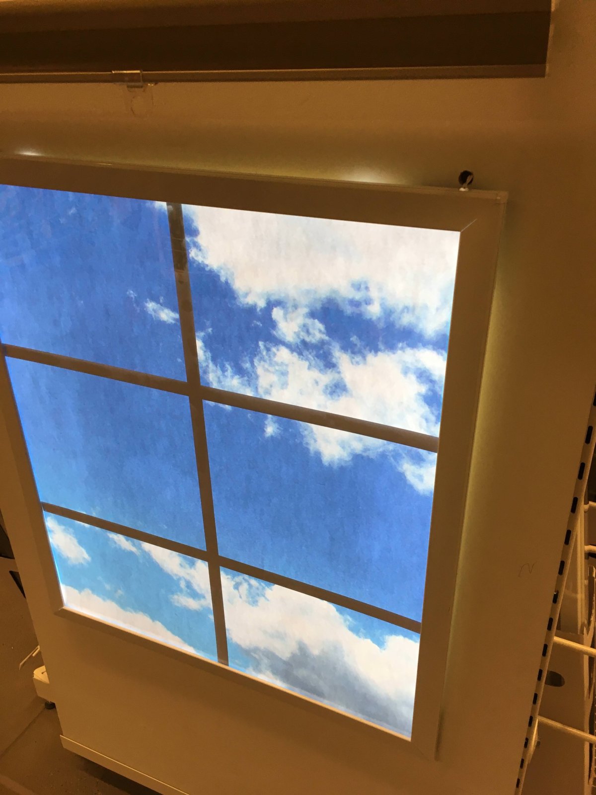 Имитация окна с подсветкой