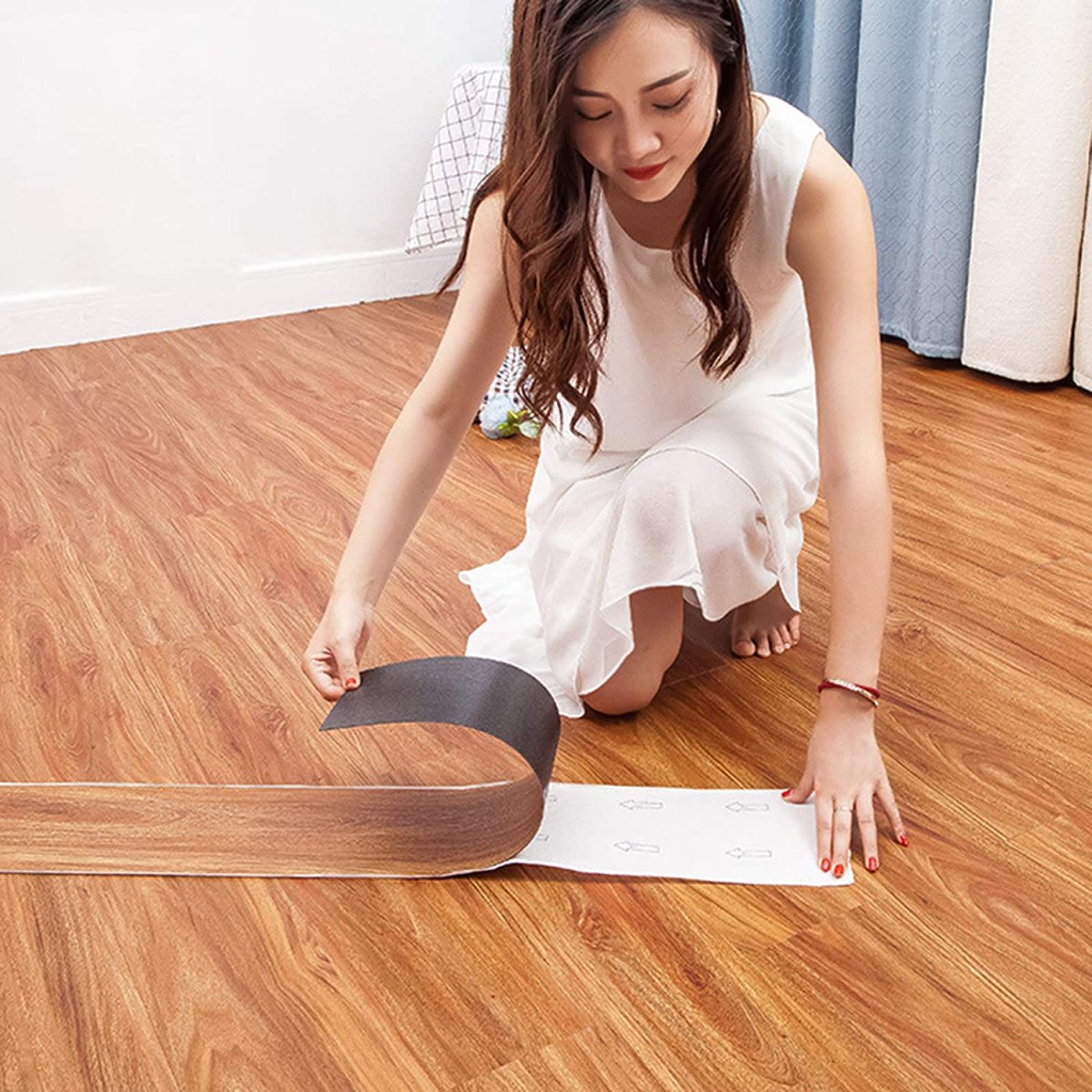 Виниловая самоклеющаяся плитка