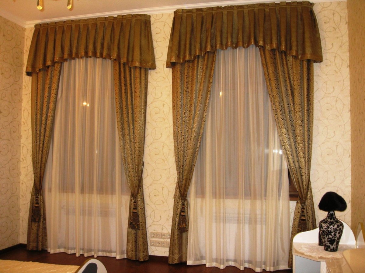 Занавески для маленького зала