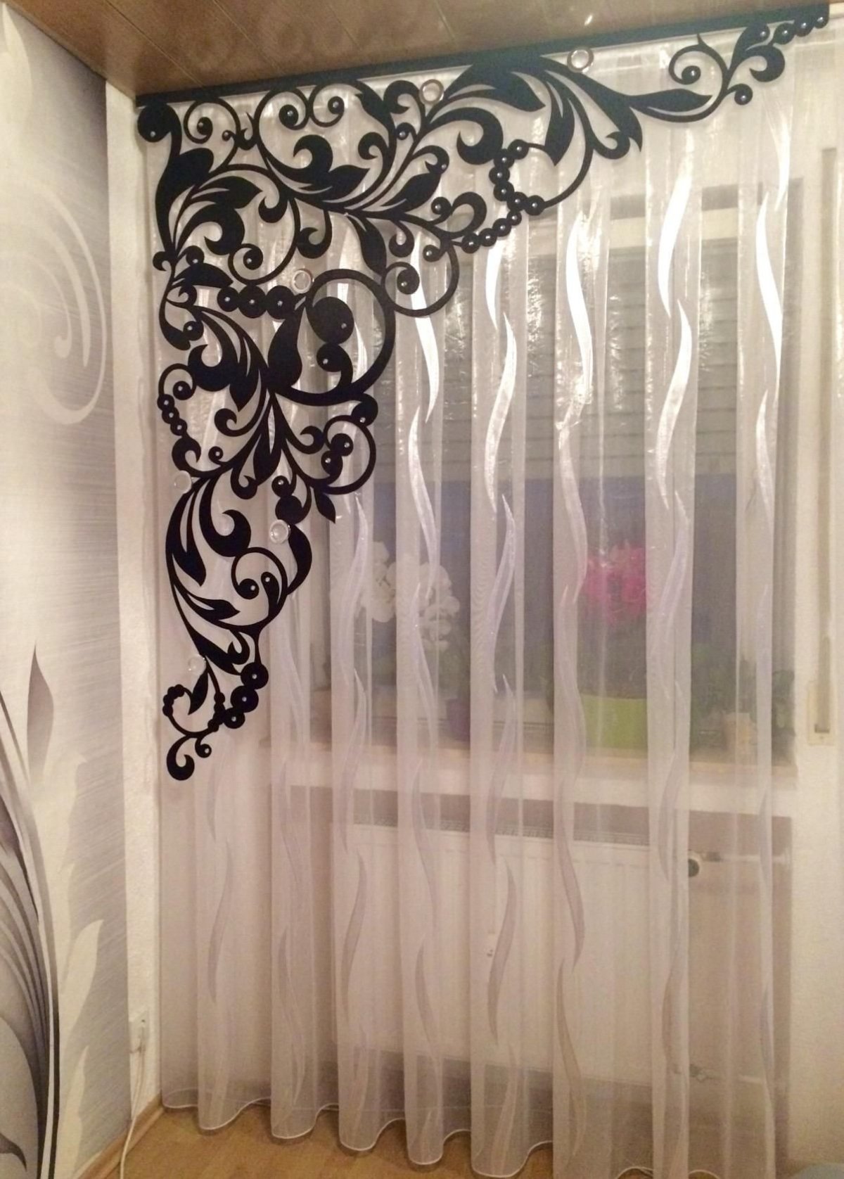 Ажурный ламбрекен