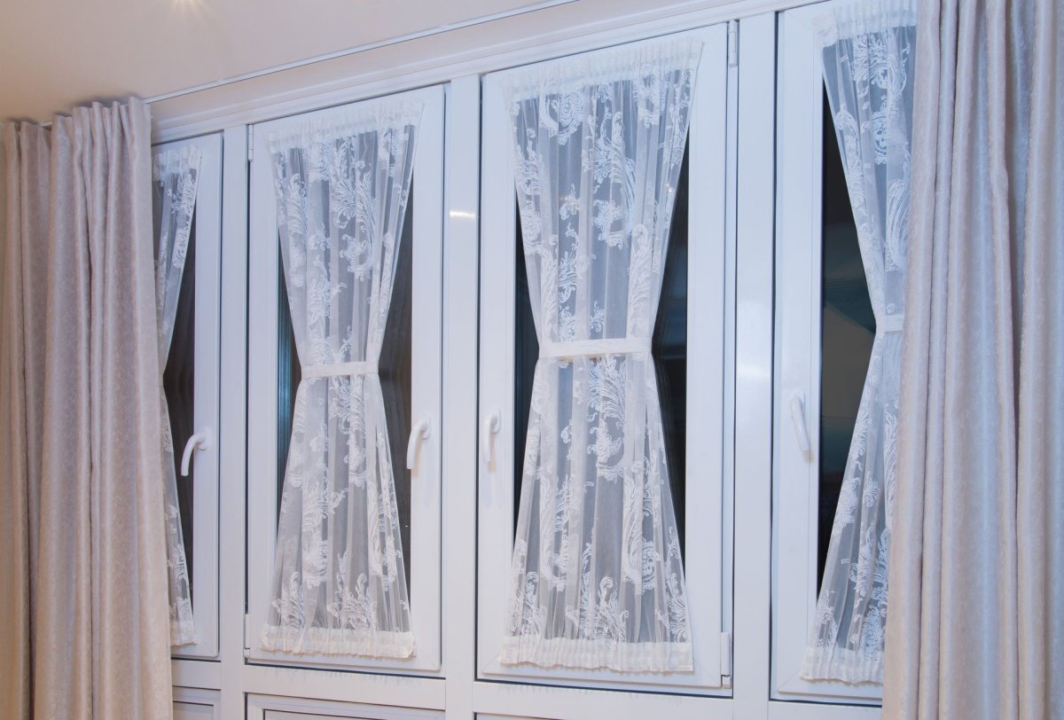 Тюль на пластиковые окна