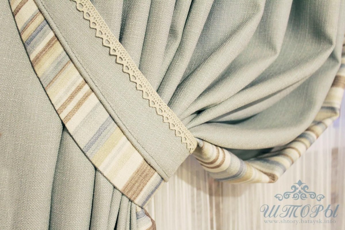 Римские шторы с подхватами