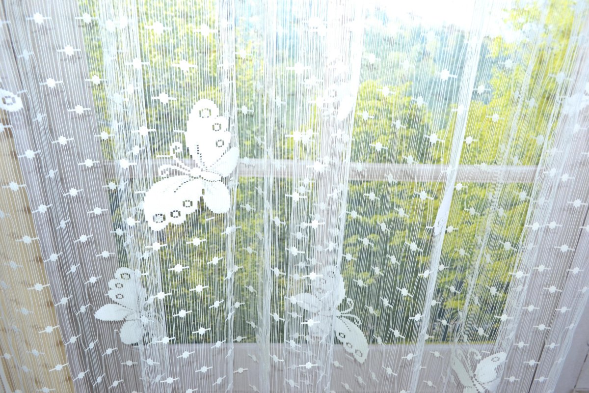 Нитяные шторы бабочки