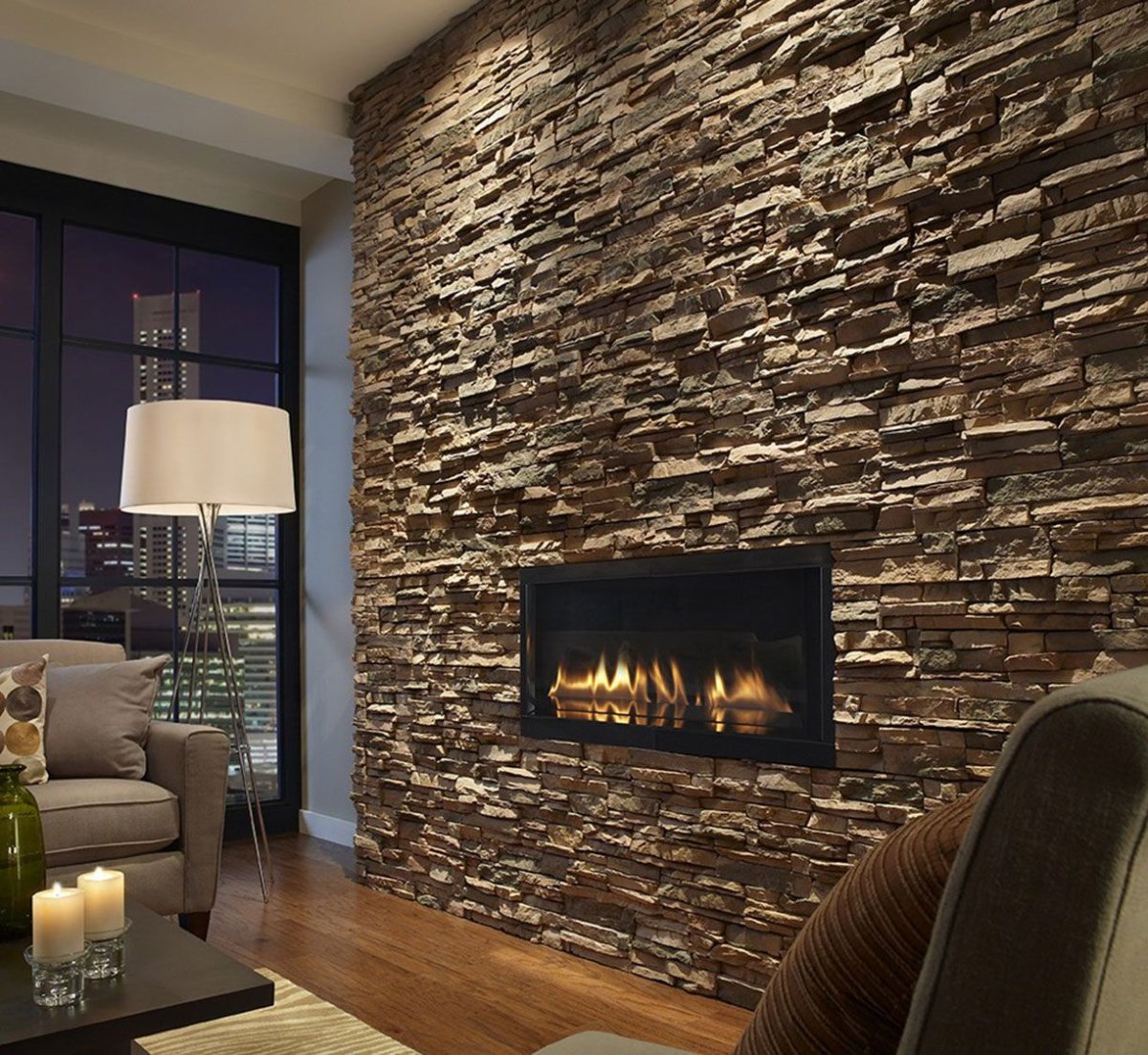 Каменная стена с подсветкой