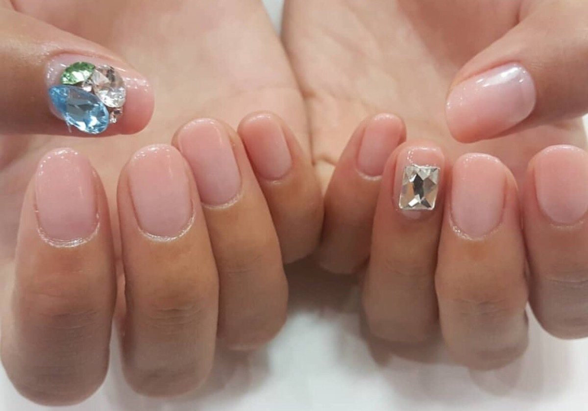 Квадратный маникюр слюда