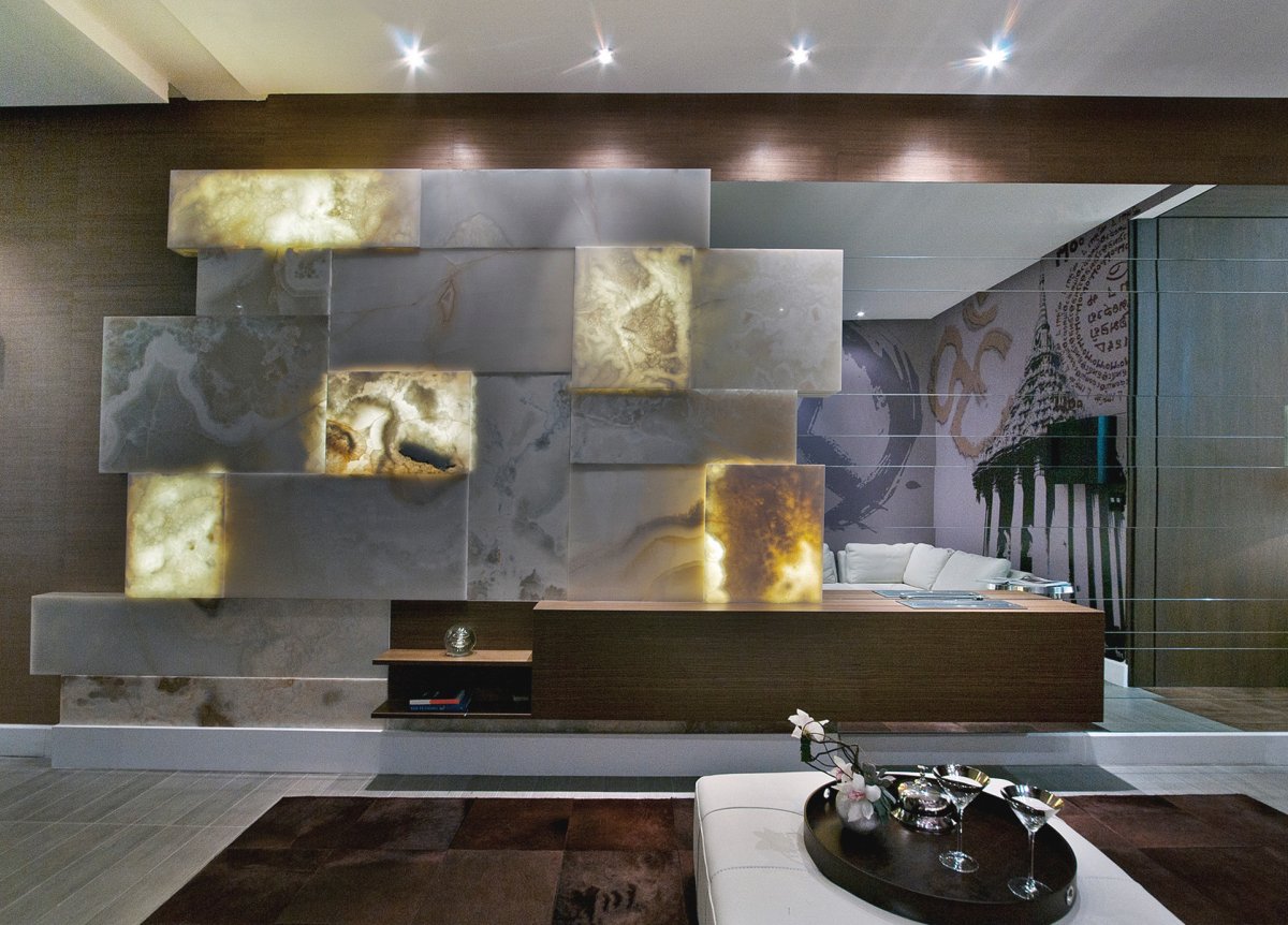 Каменный шпон в интерьере Оникс