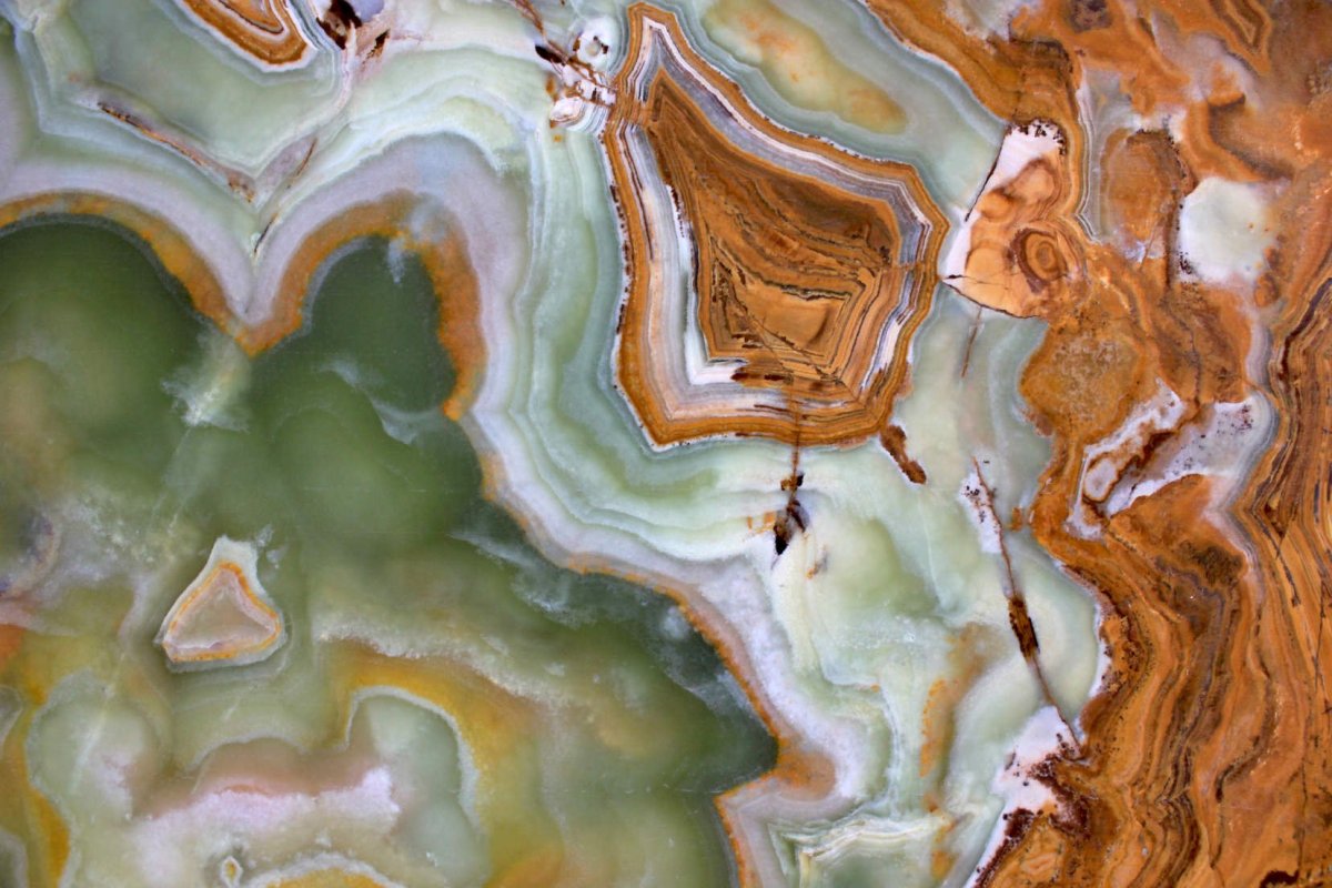 Камни малахит Оникс