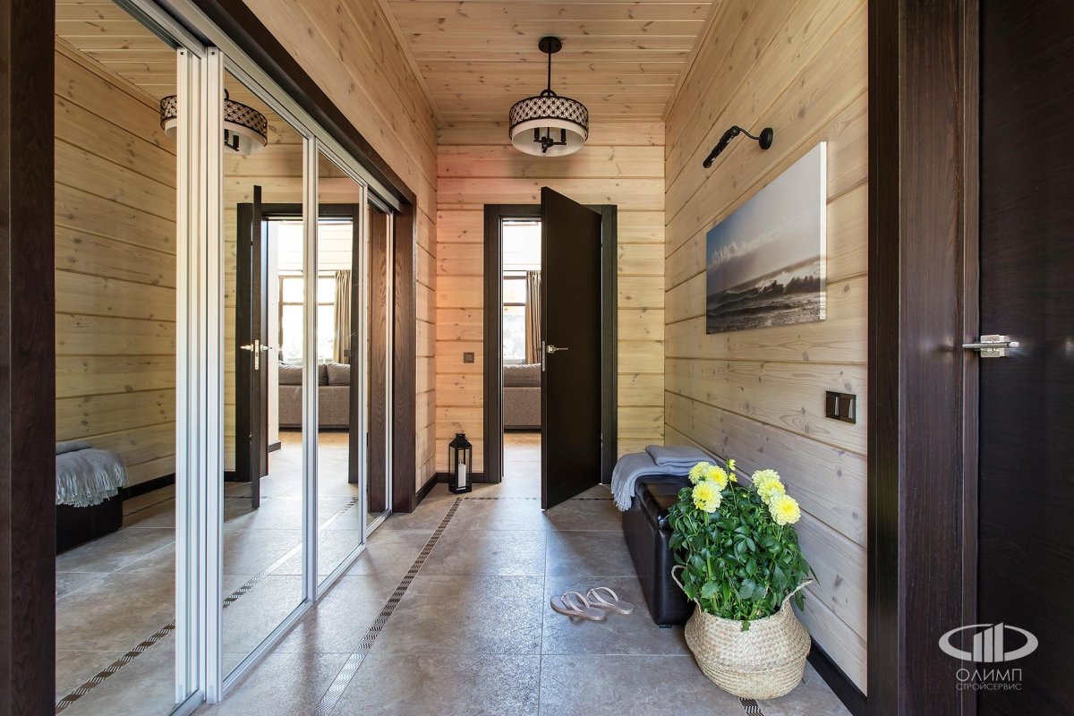 Отделка прихожей в частном доме