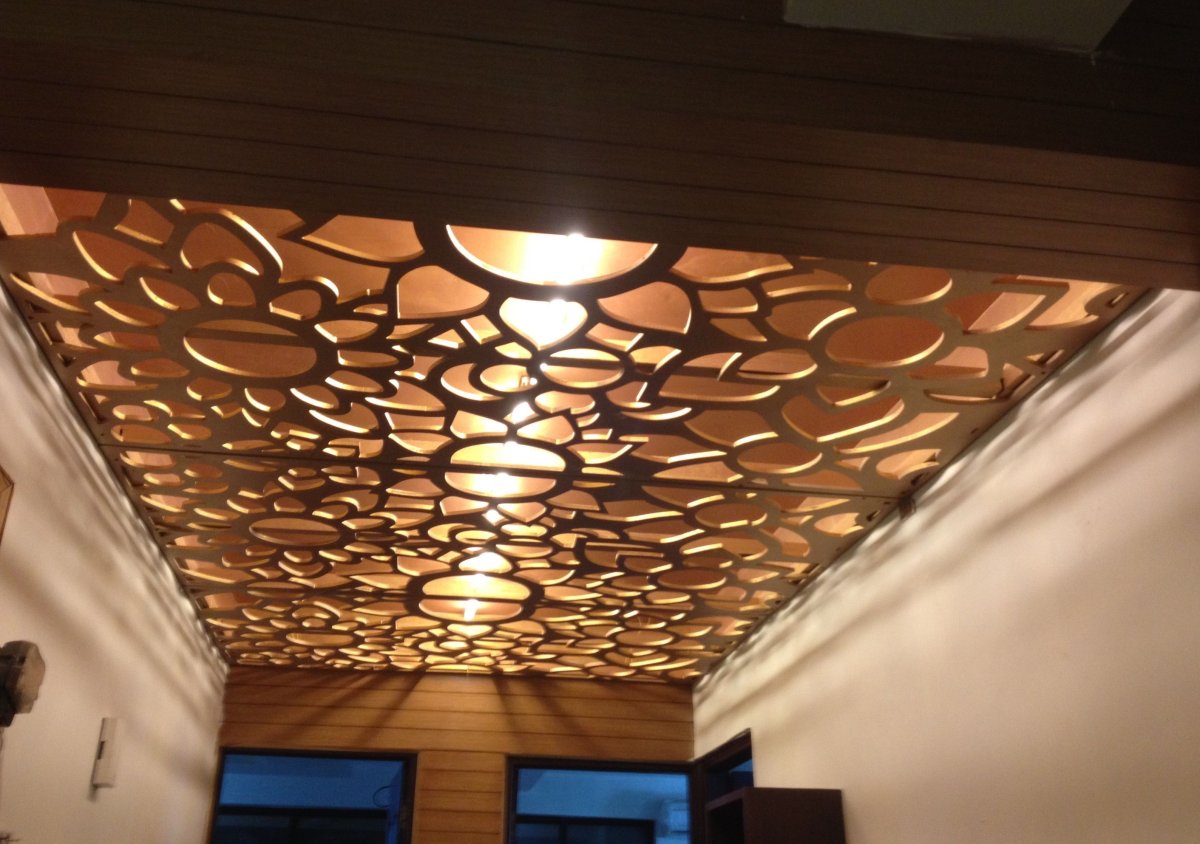 МДФ потолок НАРХЛАРИ