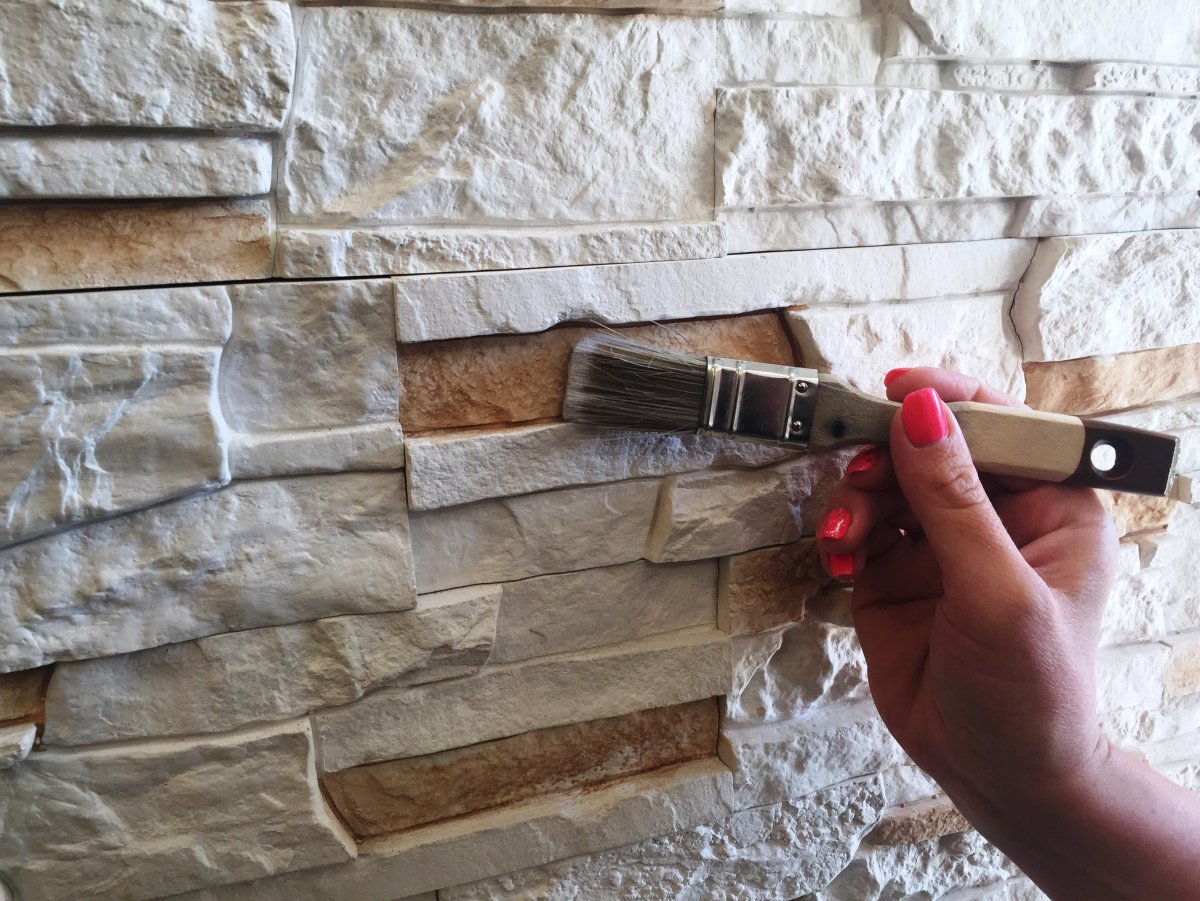 Укладка искусственного камня