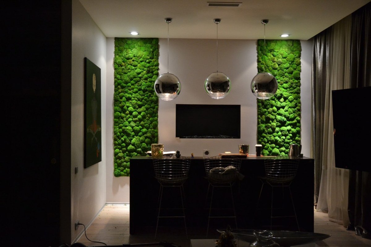 Мох в интерьере кухни