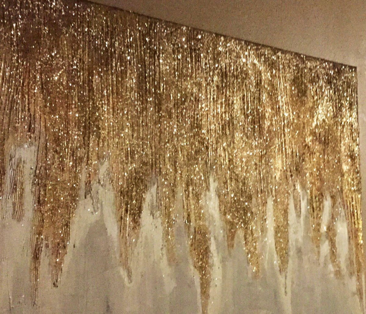 Блестки для декора стен