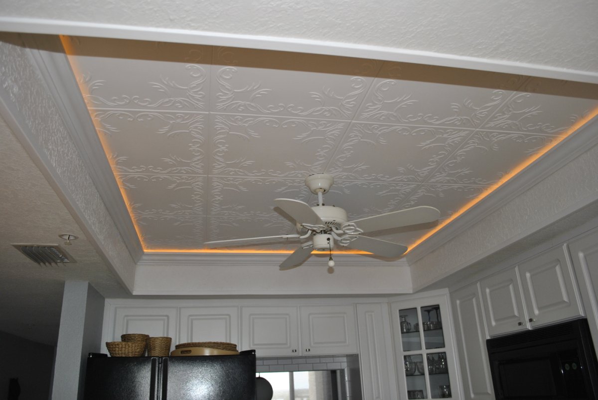 Потолочные панели из пенополистирола