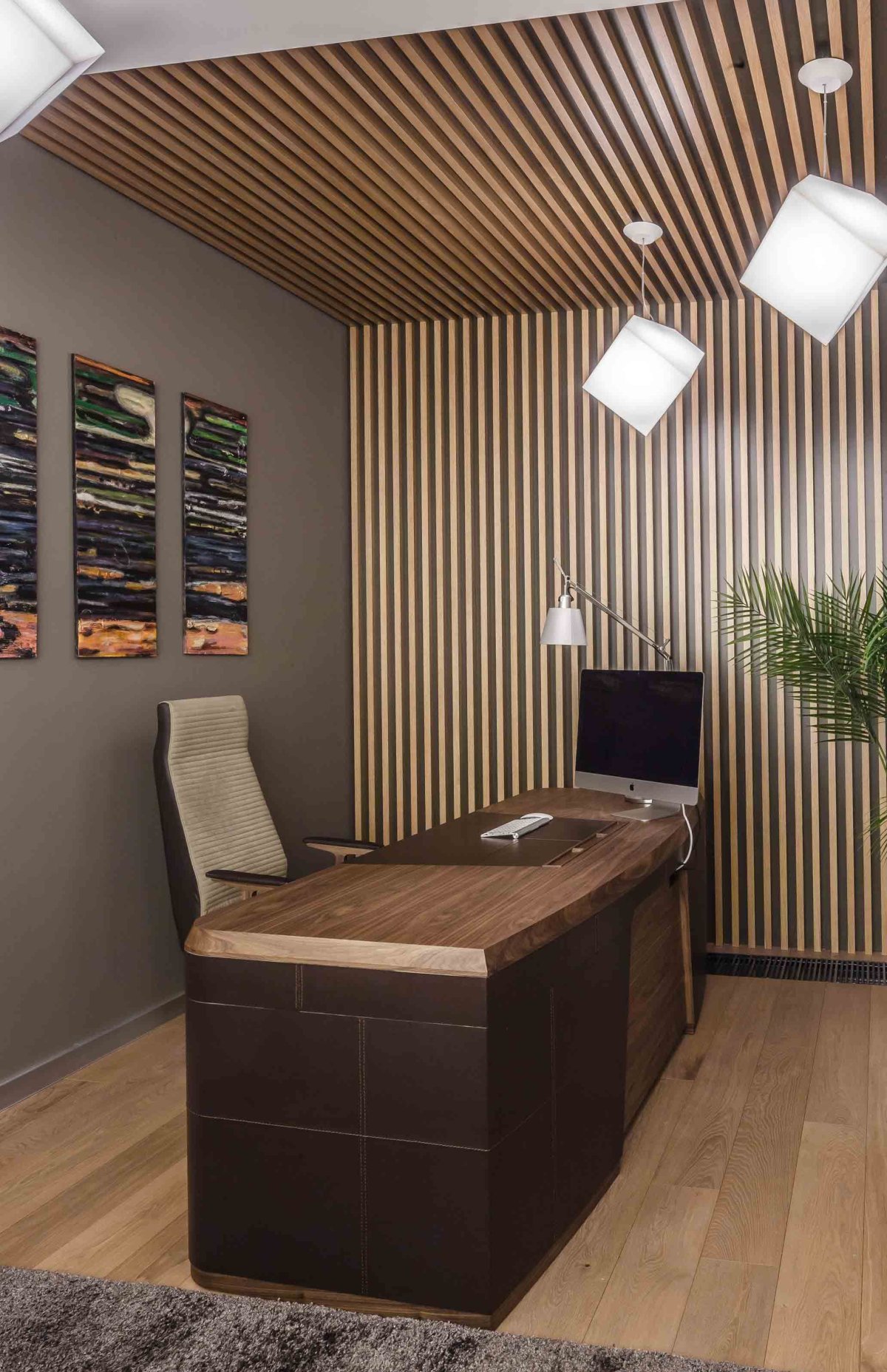 Отделка стен в офисе