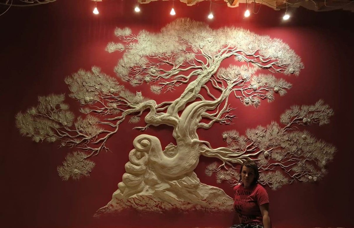 Барельеф дерево