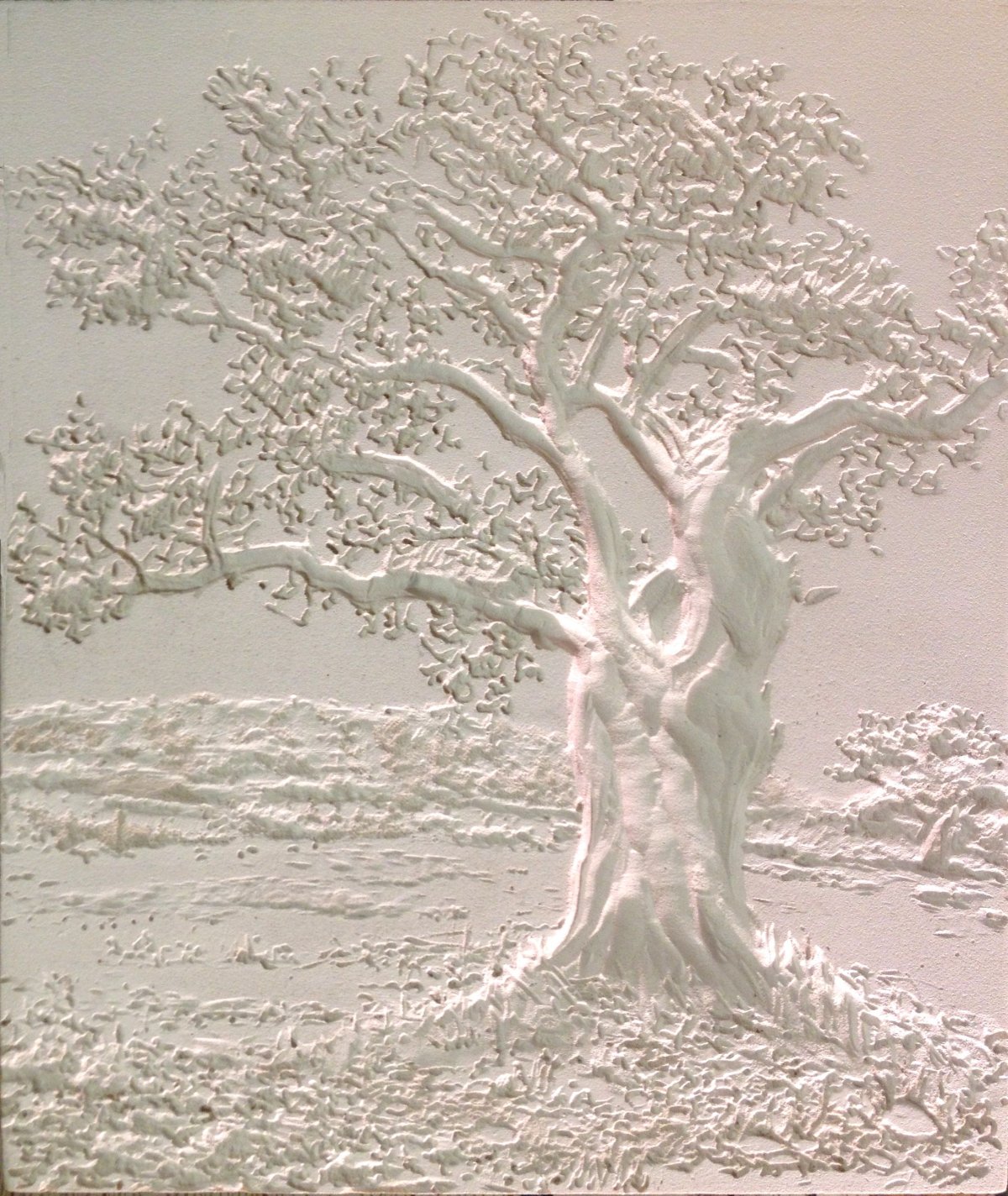 Барельеф дерево