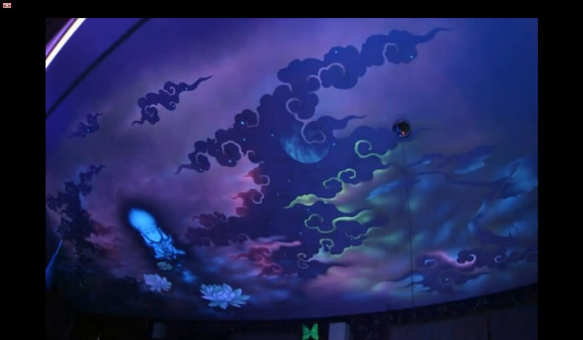 Роспись стен люминесцентными красками