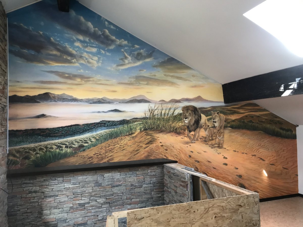 Аэрография в интерьере с расширением пространства