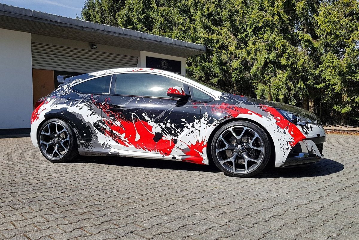 Опель Астра GTC винил