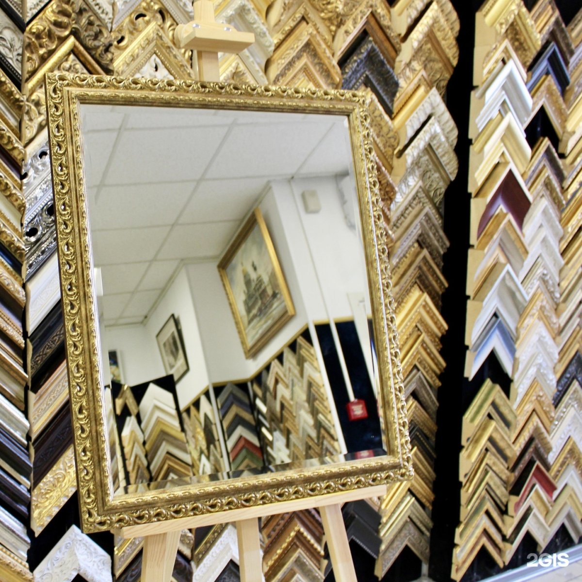 Зеркало в багете