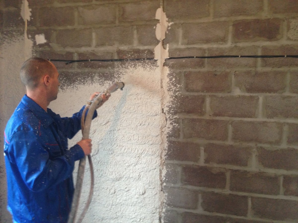 Механизированная штукатурка стен