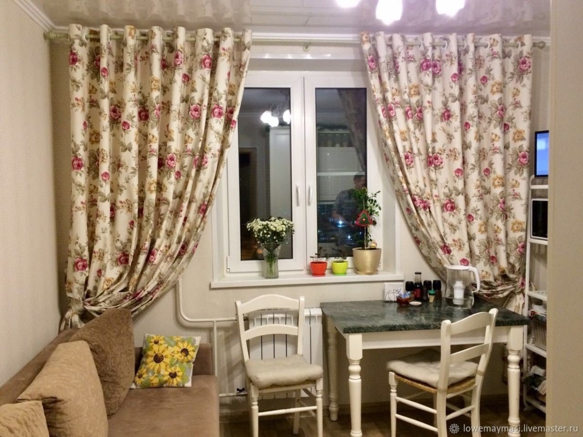 Шторы на кухню в стиле Прованс