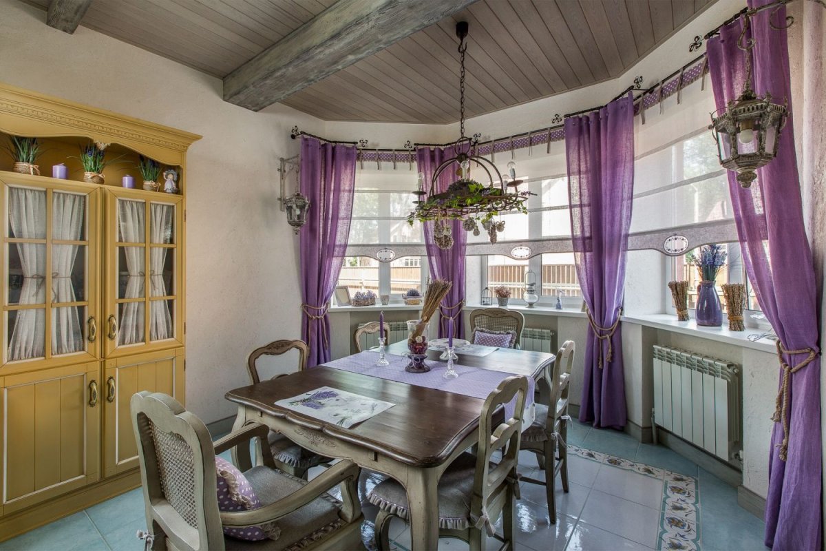 Кухня с эркером в стиле Прованс