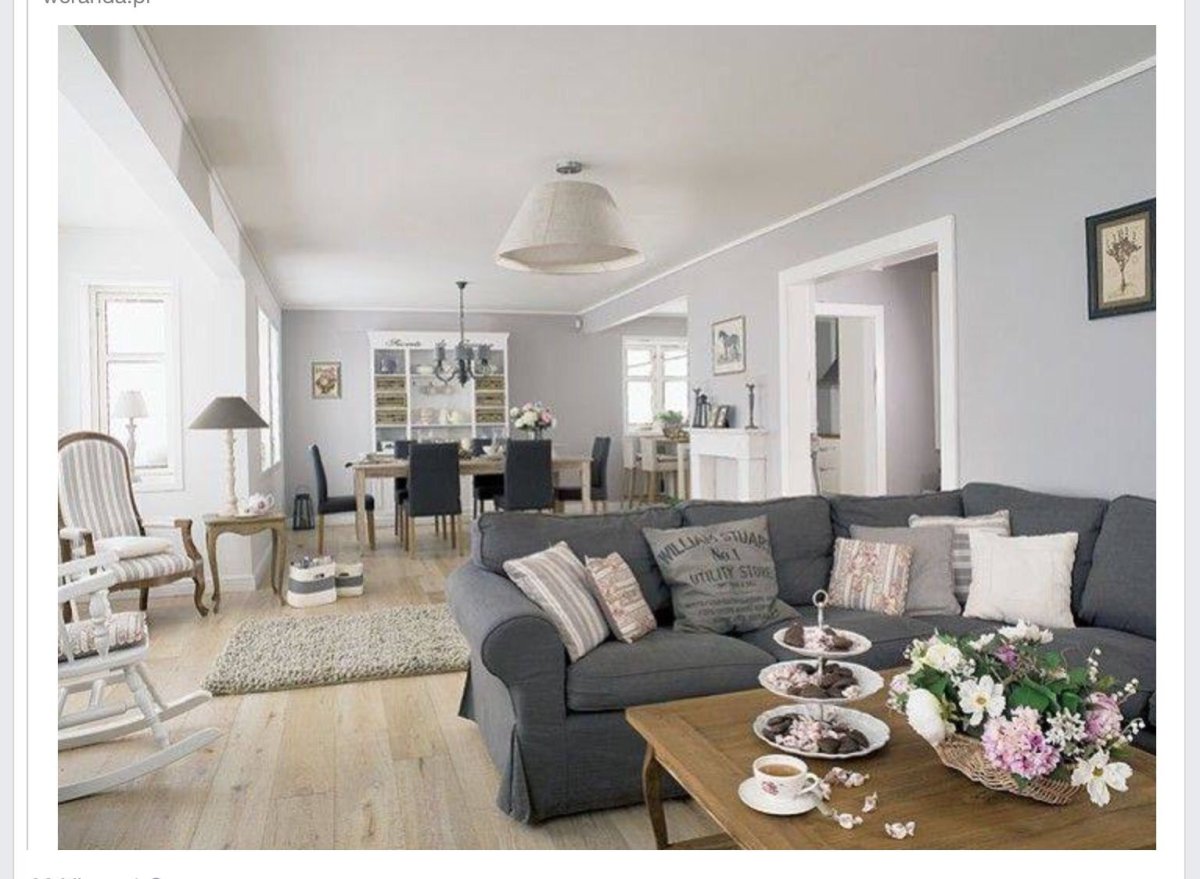 Интерьеры домов серые стены