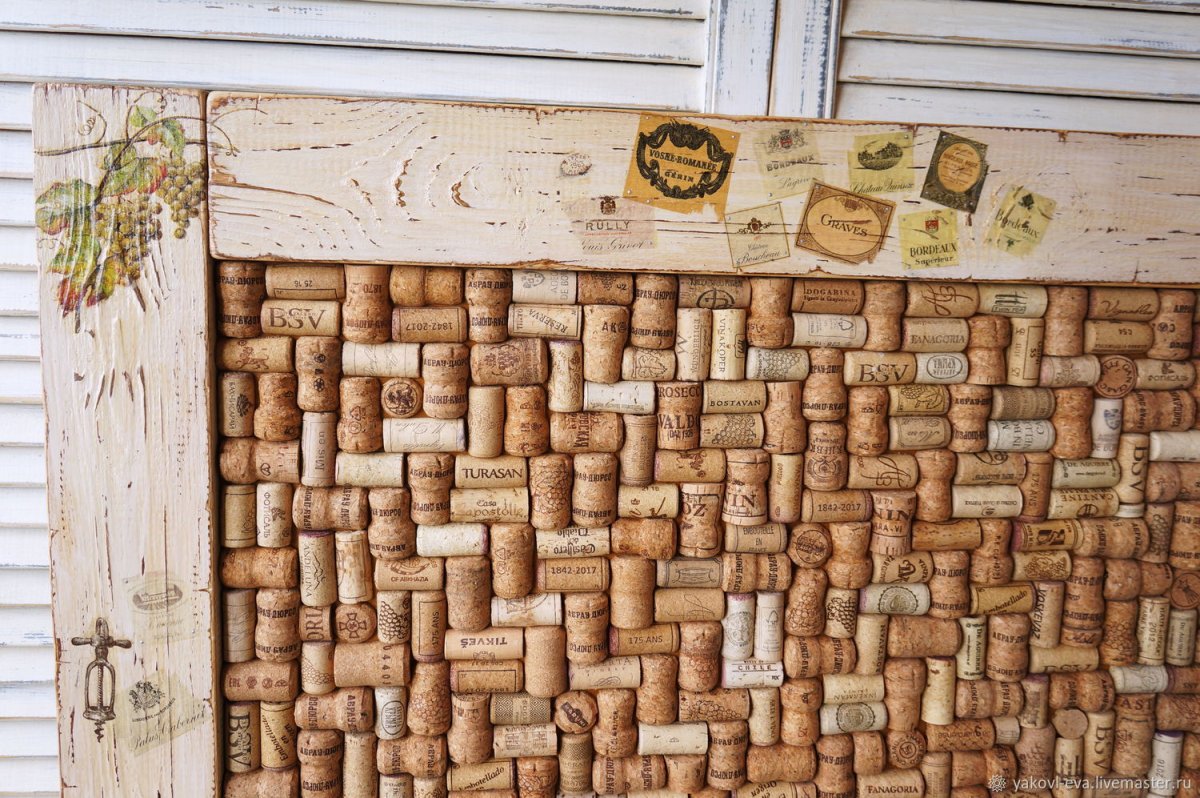 Доска из винных пробок